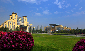 江汉大学
